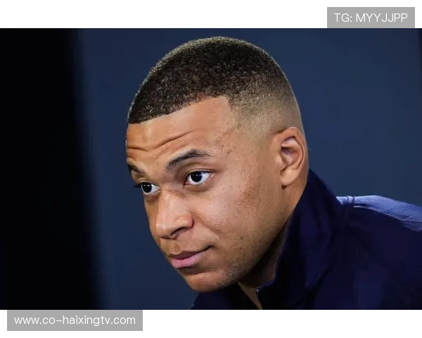 足球场上最帅气的法国球星形象盘点 带你走进魅力四射的法兰西足坛