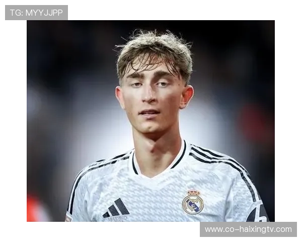 足球球星脖子长引发热议网友纷纷讨论究竟是天生遗传还是训练的成果 足球球星脖子长引发热议网友纷纷讨论究竟是天生遗传还是训练的成果